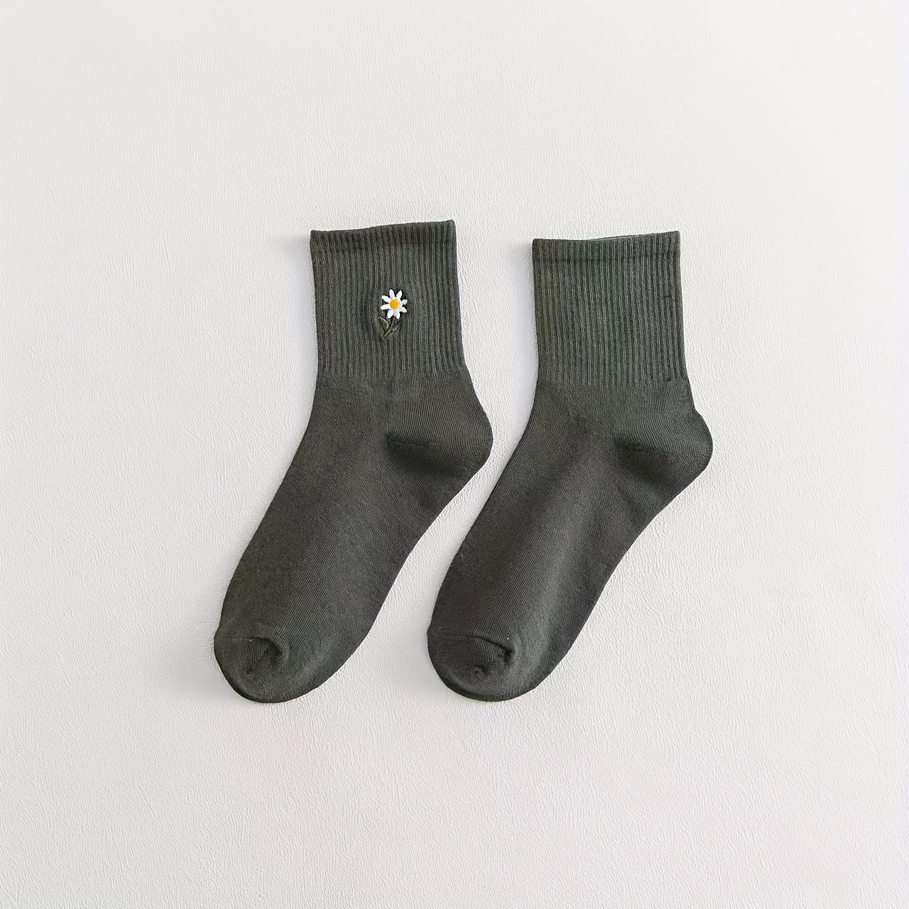 5 Pairs Womens Fashion Solid Color Mid-Tube Socks with Delicate Small Daisy Embroidery - Comfortable & Stylish Value Pack