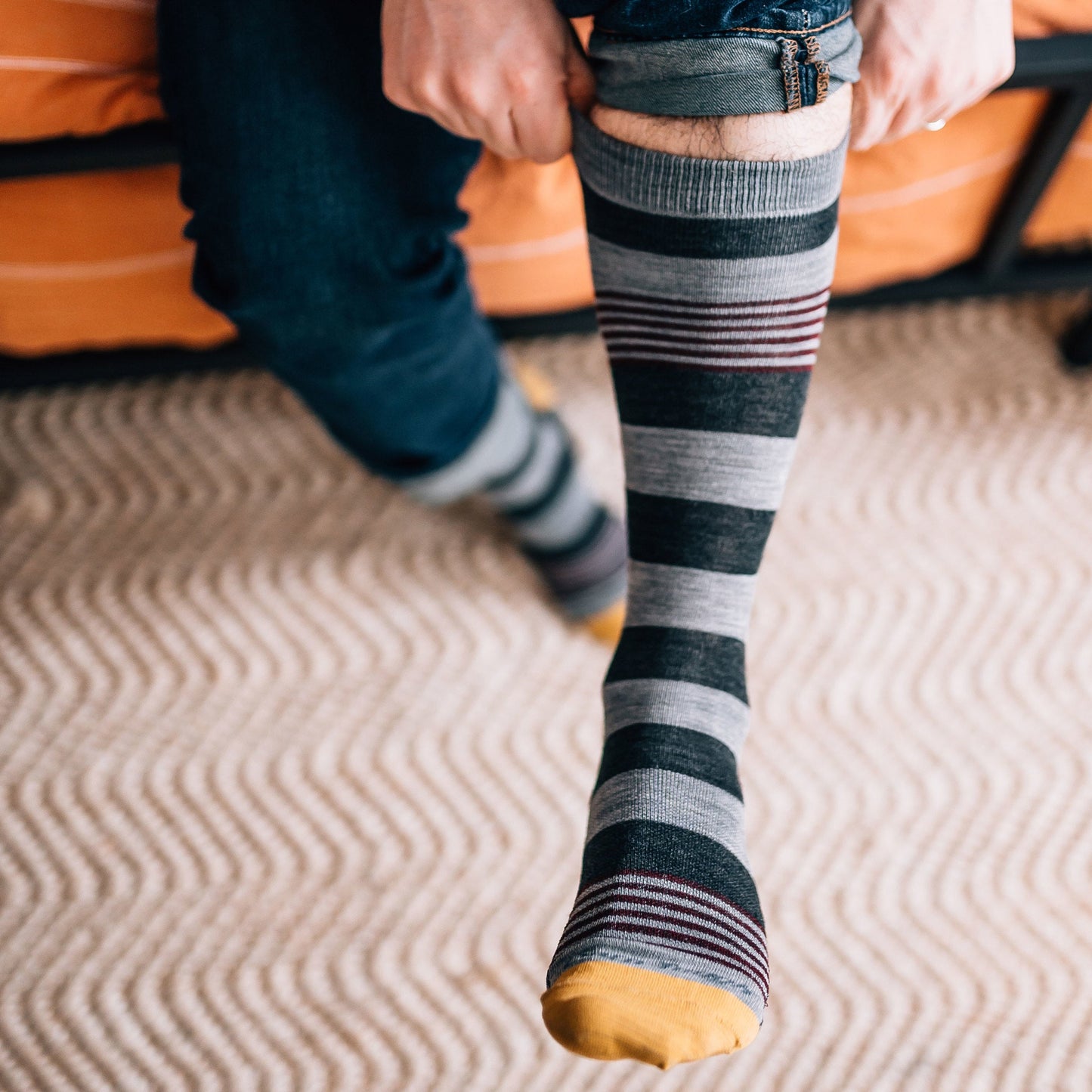 LUI Men's Oxford Crew  Lightweight Lifestyle Sock-Last Chance